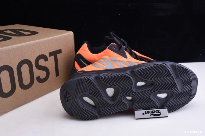 MNVN Yeezy Orange 700 FV3258 Adidas Boost 0722